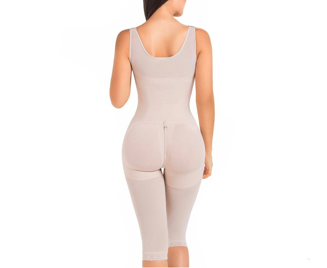 Post Surgery Body Shaper | Postpartum Butt Lifting Girdle | Open Bust & Knee Length - Snatch Bans